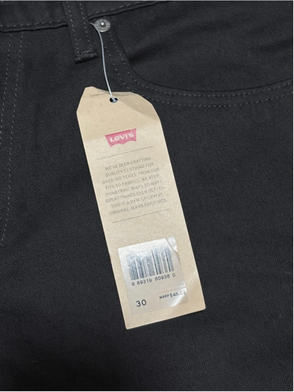 NWT Levi’s Black Denim Shorts Men’s Size 30 Relaxed Fit Knee Length